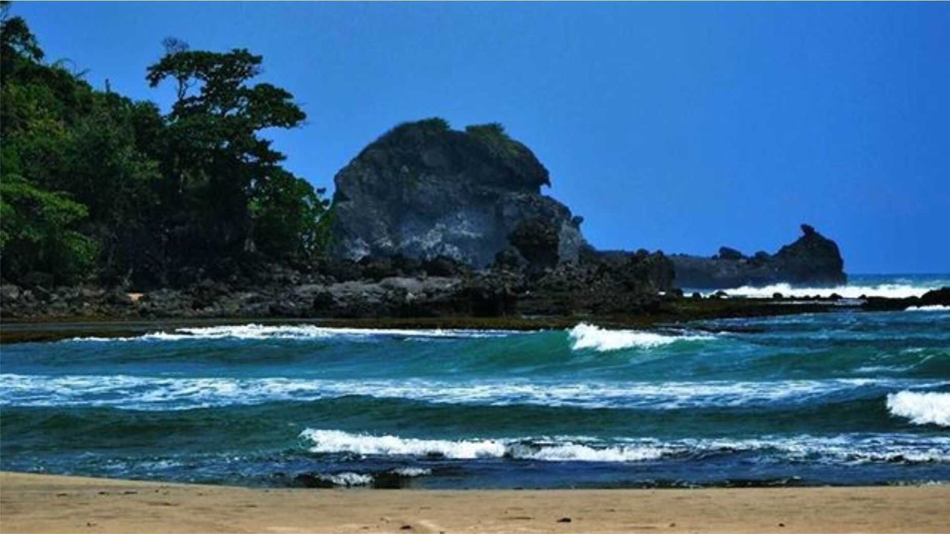 Pantai Karang Gajah, Pantai Hidden Gems di Kecamatan Cibalong